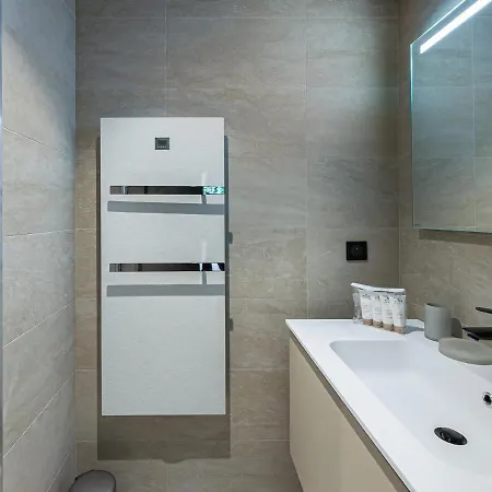 Appartement à Rochebrune Avec Jardin Pour 6 Personnes – Accès Piscine, Salle De Sport, Sauna - Fr-1-569-24 Megève
