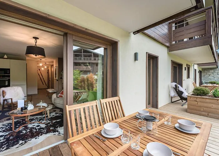 A Rochebrune Avec Jardin Pour 6 Personnes - Acces Piscine, Salle De Sport, Sauna - Fr-1-569-24 Appartement