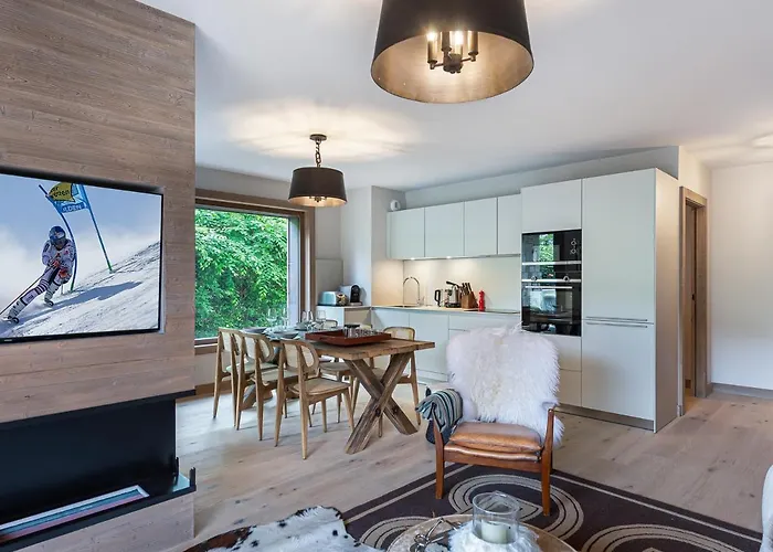 Appartement A Rochebrune Avec Jardin Pour 6 Personnes - Acces Piscine, Salle De Sport, Sauna - Fr-1-569-24 *