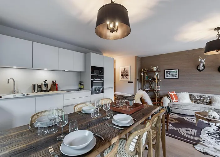 A Rochebrune Avec Jardin Pour 6 Personnes - Acces Piscine, Salle De Sport, Sauna - Fr-1-569-24 Appartement